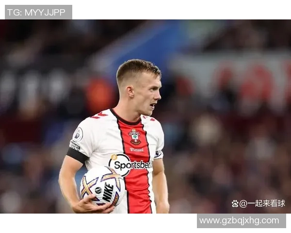 足球明星退役表演赛盛况空前球迷共庆传奇时刻重温经典瞬间 足球明星退役表演赛盛况空前球迷共庆传奇时刻重温经典瞬间